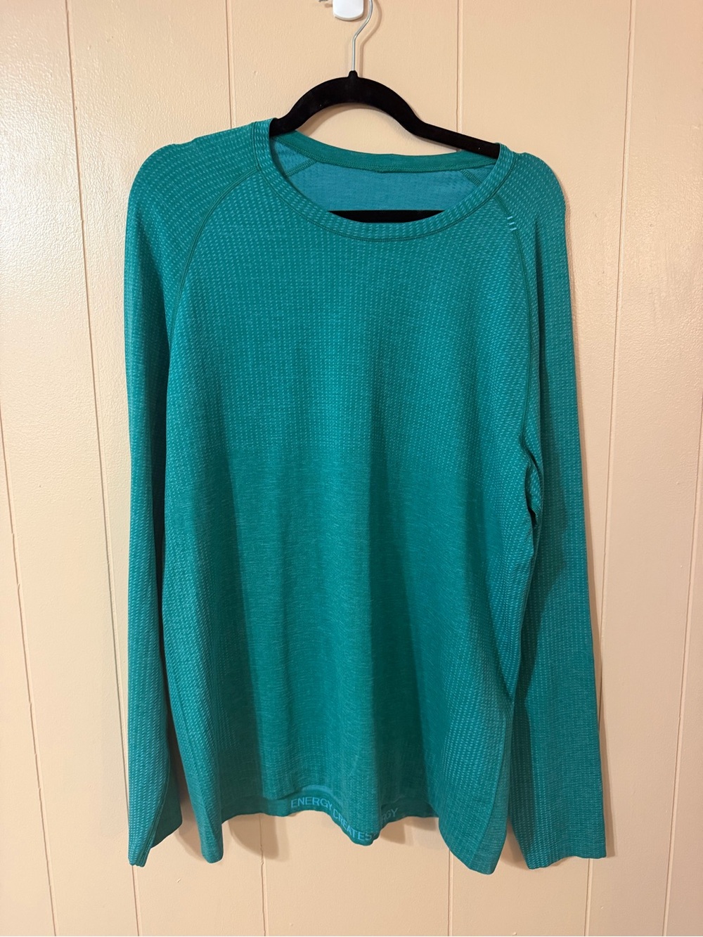 lululemon athletica men’s teal metal vent long sleeve